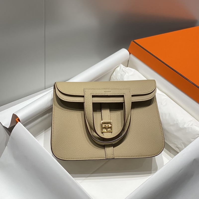 Hermes halzan Bags